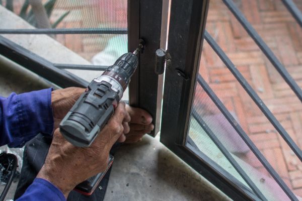 Cost of Steel Window Repair in Fenton